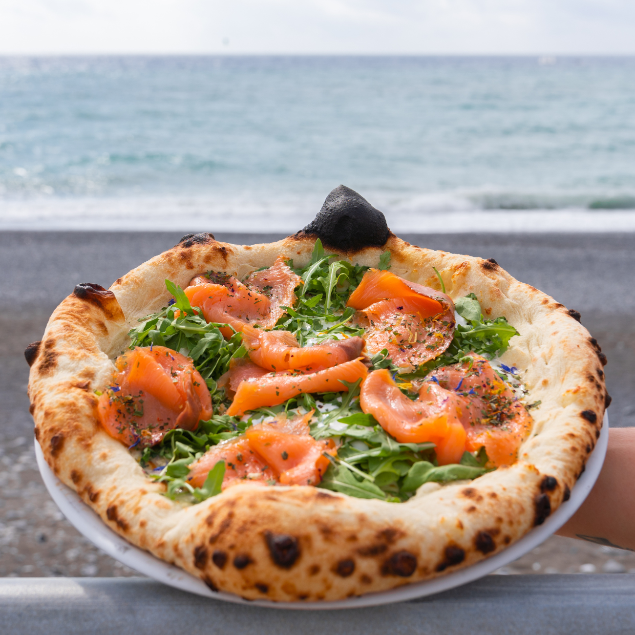 pizza col salmone bagni italia pizza col salmone bagni italia